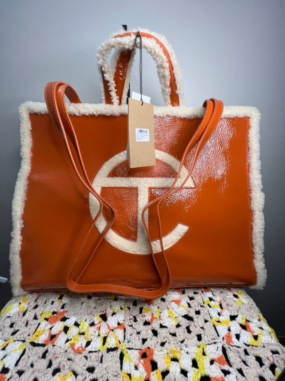 UGG x TELFAR Large Shopper Crinkle Spicy Pumpkin Patent Shearling NWT